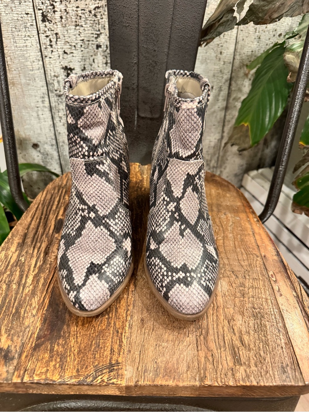 Carlos by Carlos Santana Snake Print Ankle Boots Women’s 6 Block Heel Booties